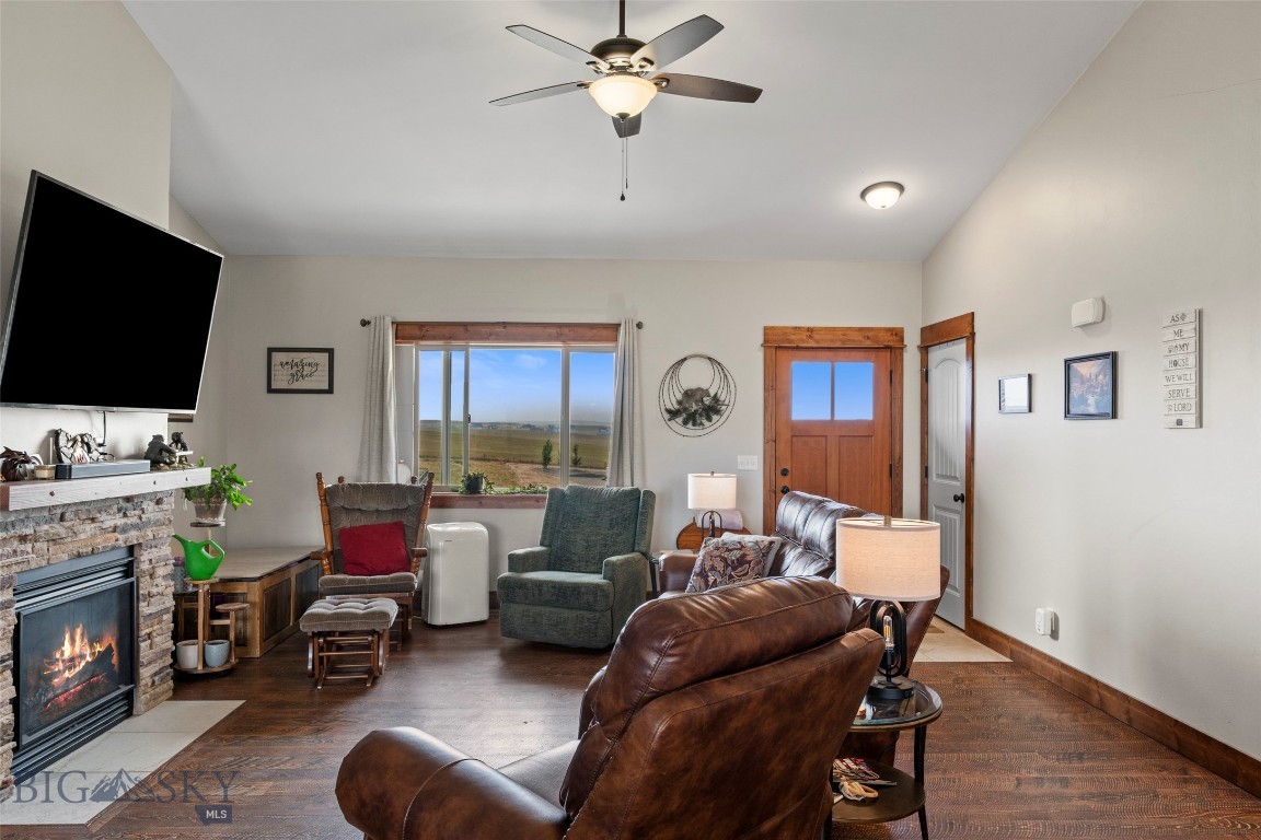 56 Wheatland Meadows Property Photo 15