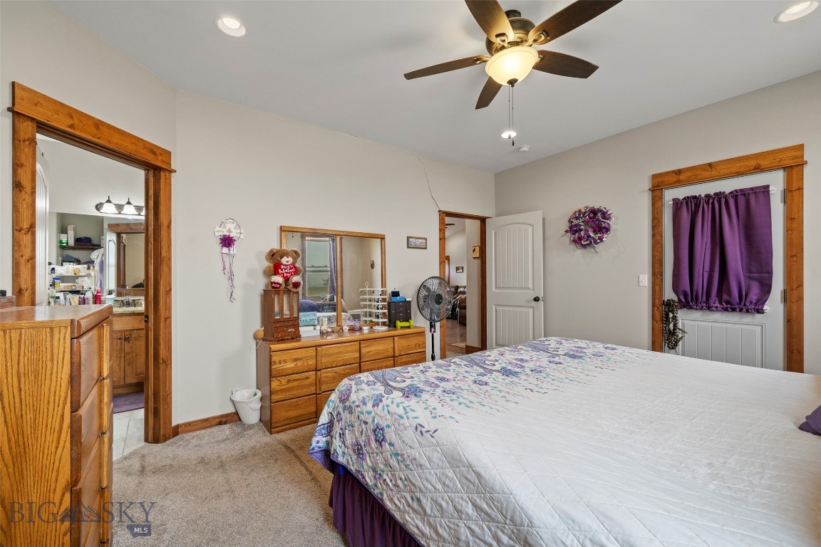 56 Wheatland Meadows Property Photo 28