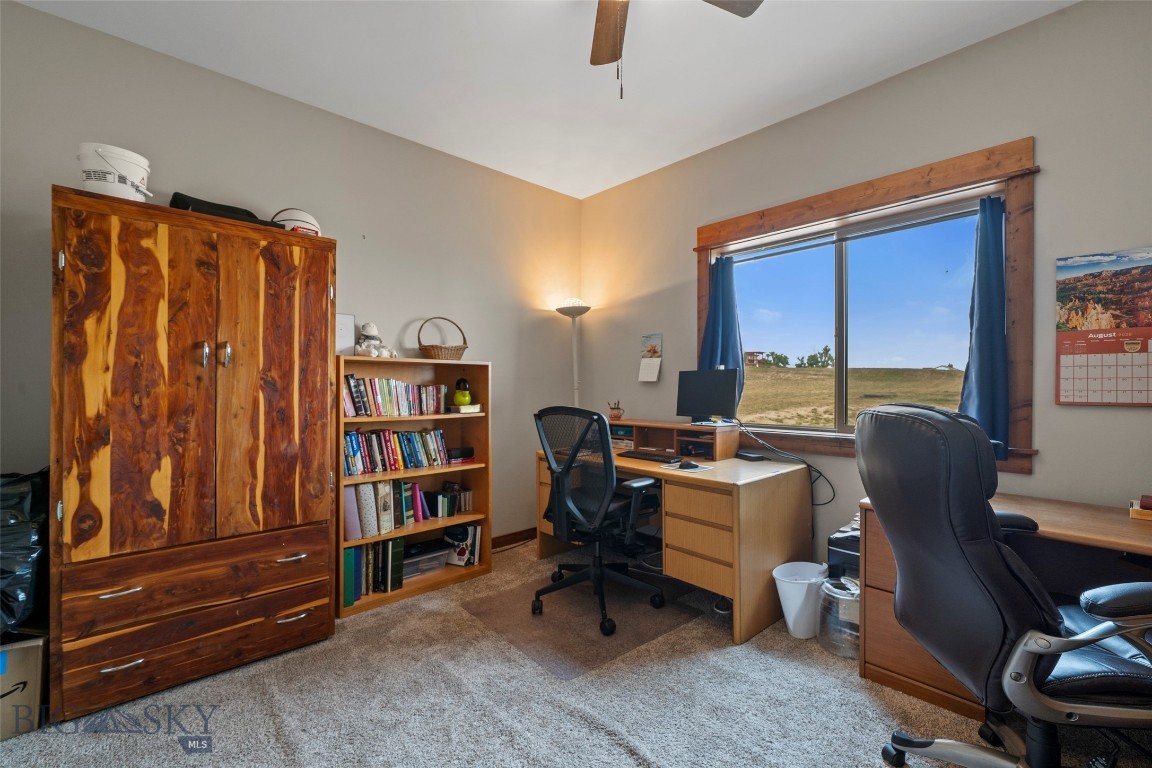 56 Wheatland Meadows Property Photo 40