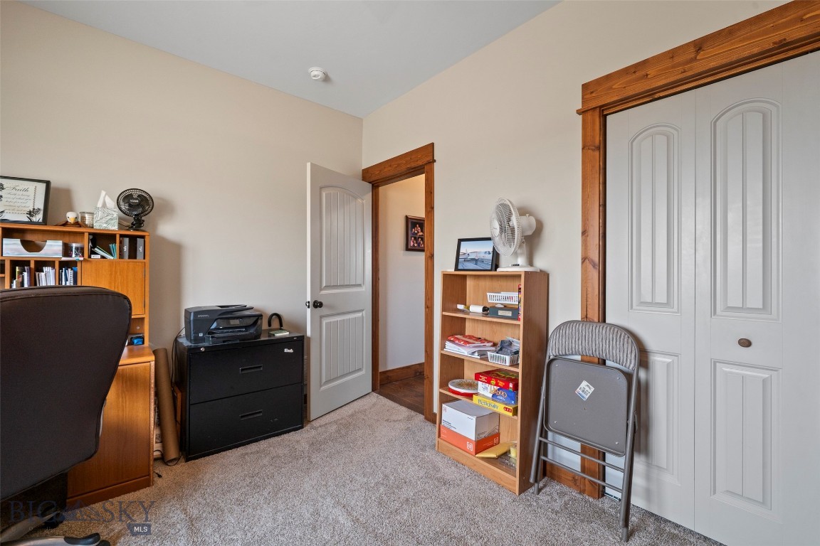 56 Wheatland Meadows Property Photo 42