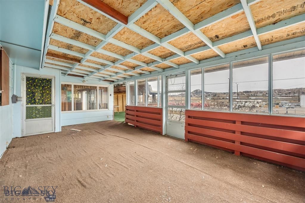 603 Desmet Street Property Photo 22