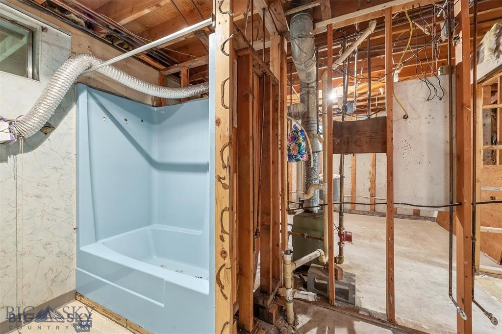 603 Desmet Street Property Photo 29