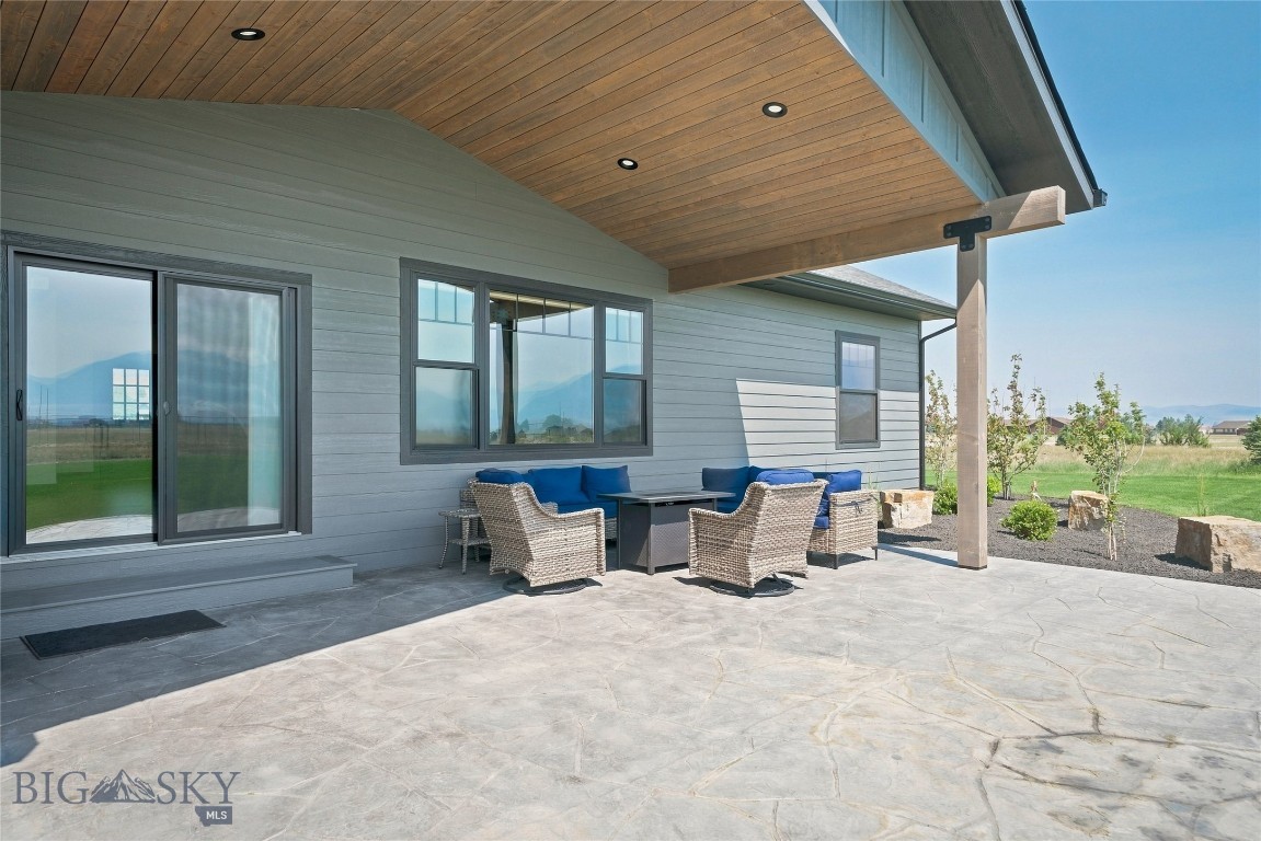 5 Wheat Grass Court Property Photo 8