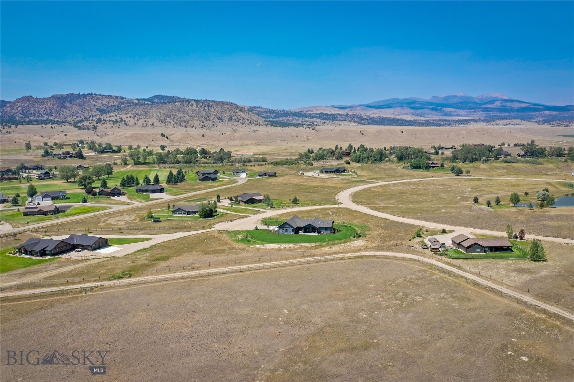 5 Wheat Grass Court Property Photo 9