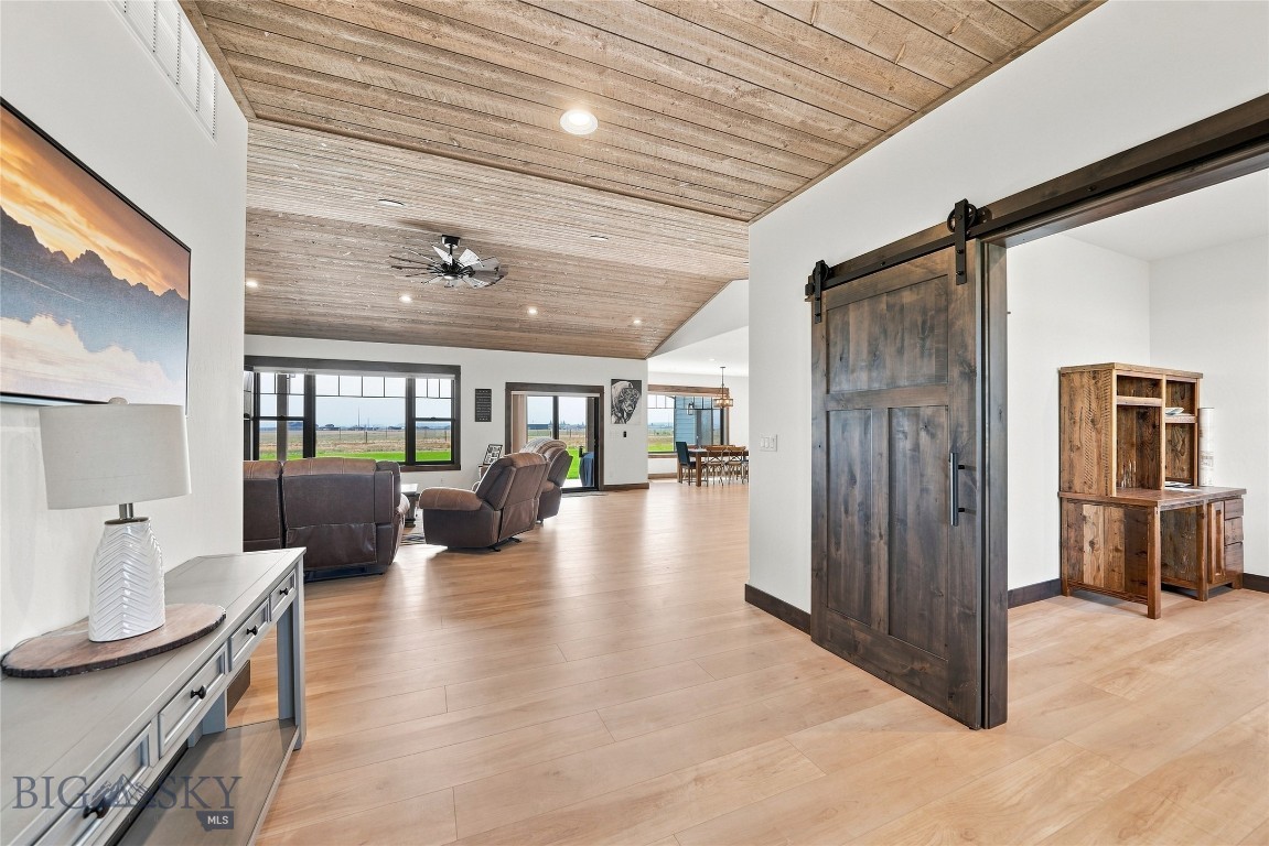 5 Wheat Grass Court Property Photo 17