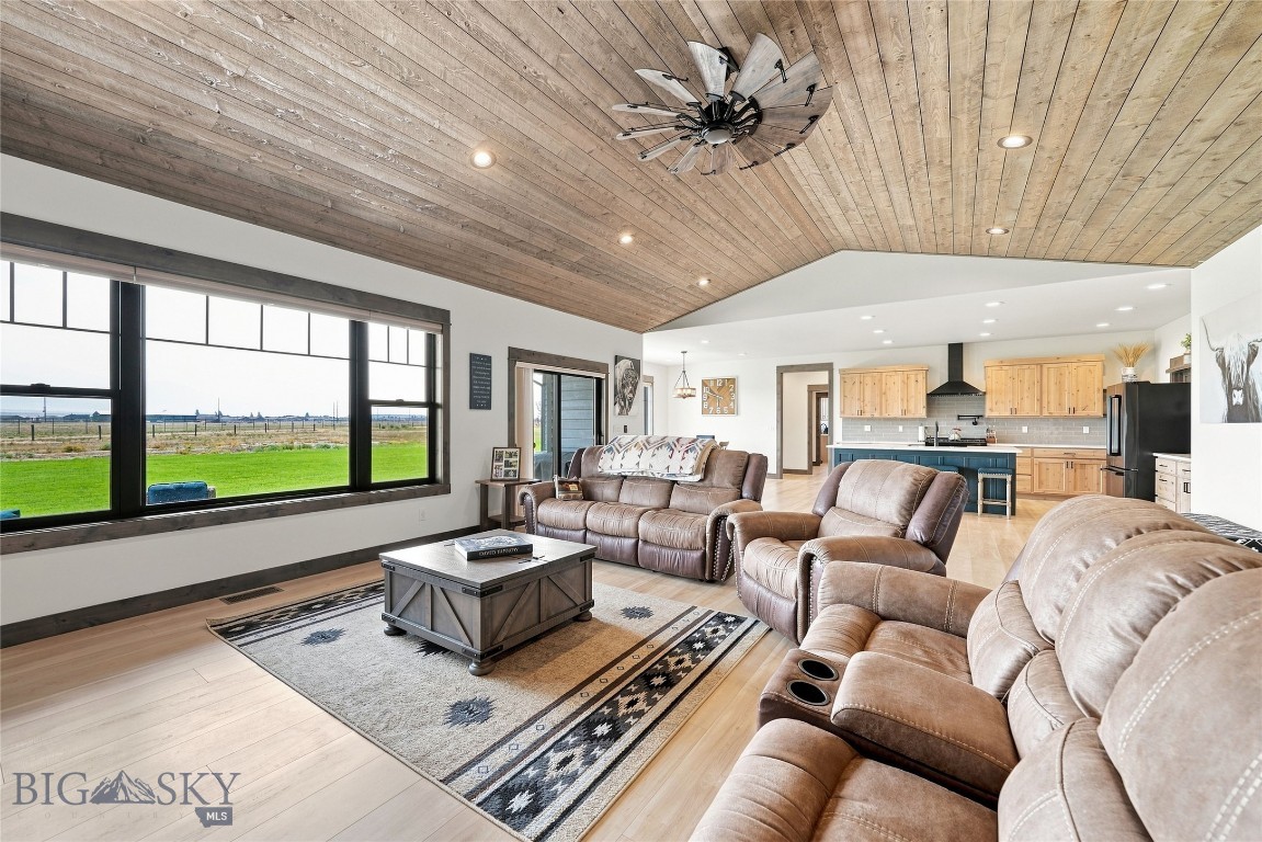 5 Wheat Grass Court Property Photo 22