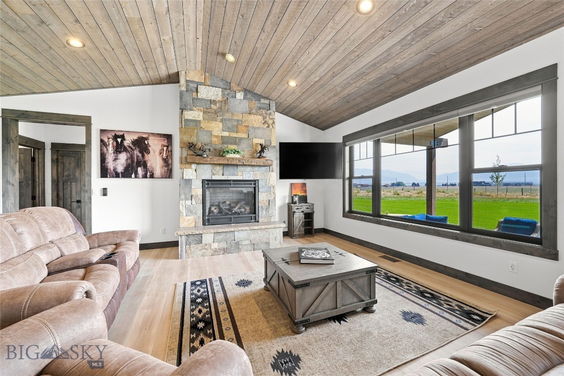 5 Wheat Grass Court Property Photo 25