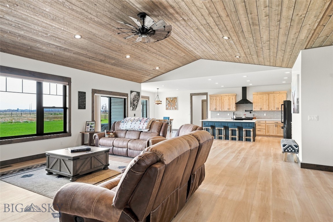 5 Wheat Grass Court Property Photo 26