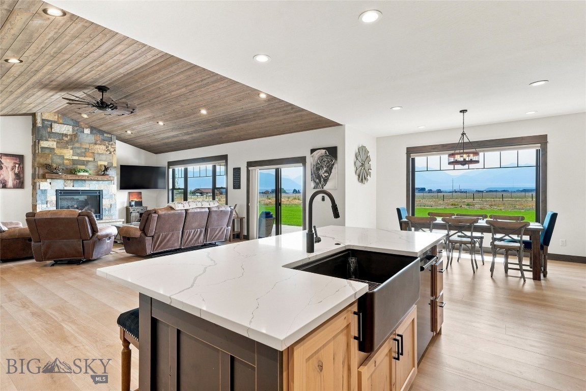 5 Wheat Grass Court Property Photo 33