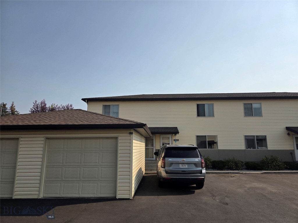 2943 Nevada Property Photo 1