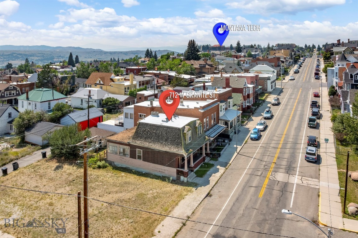 714 W Granite Property Photo 4