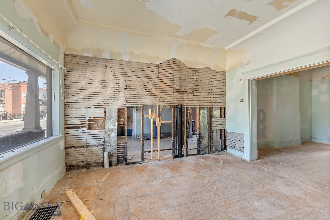 714 W Granite Property Photo 17