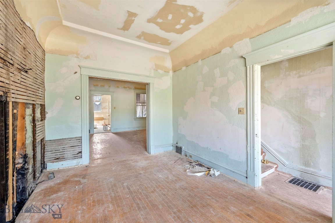 714 W Granite Property Photo 18