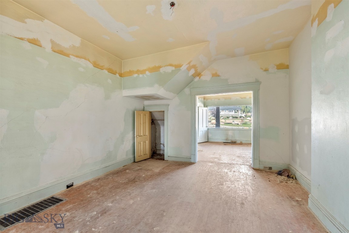 714 W Granite Property Photo 20