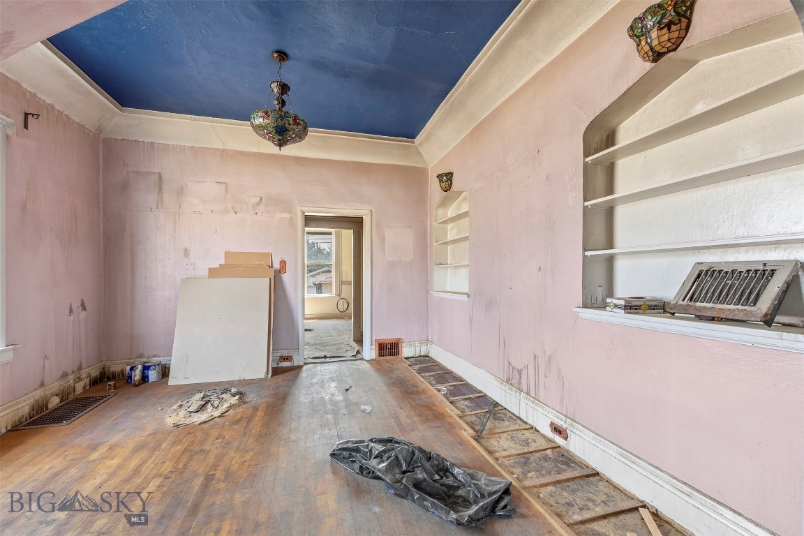 714 W Granite Property Photo 28
