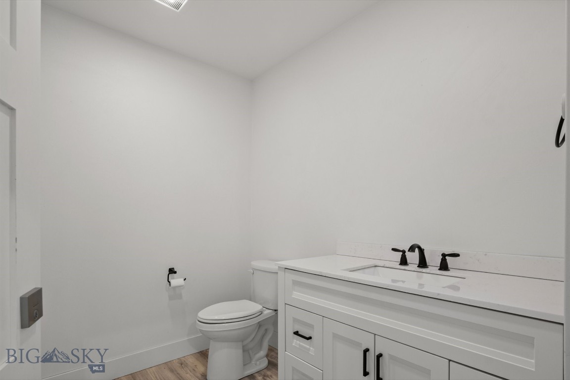 7535 Roughsawn Drive Property Photo 13
