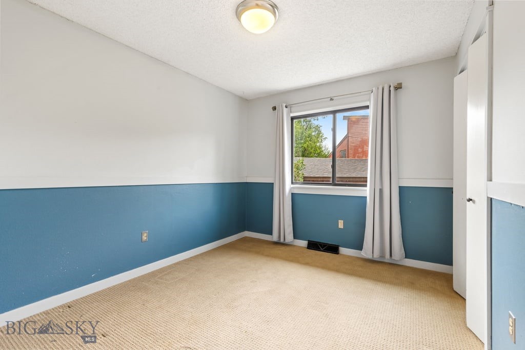 1411 S Rouse Avenue Property Photo 28