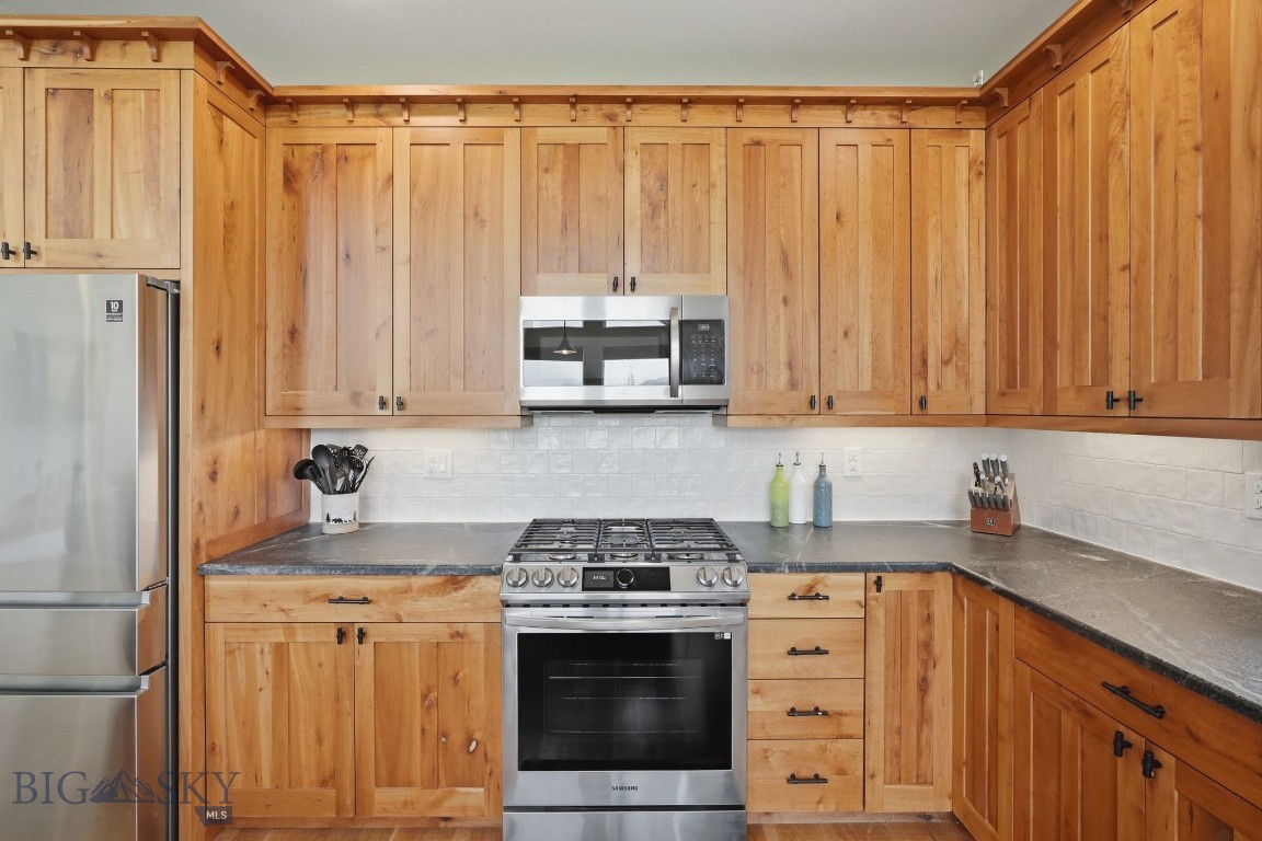 59 Marks Property Photo 12