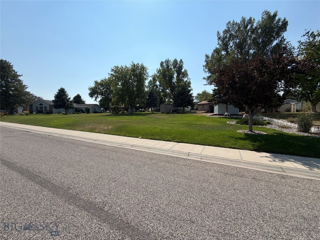 Tbd Interlachen Lot 8b Drive Property Photo 2