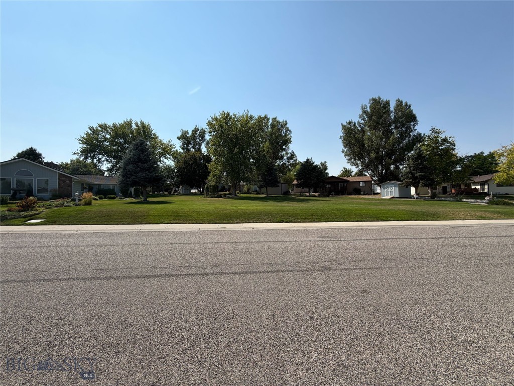 Tbd Interlachen Lot 8b Drive Property Photo 4