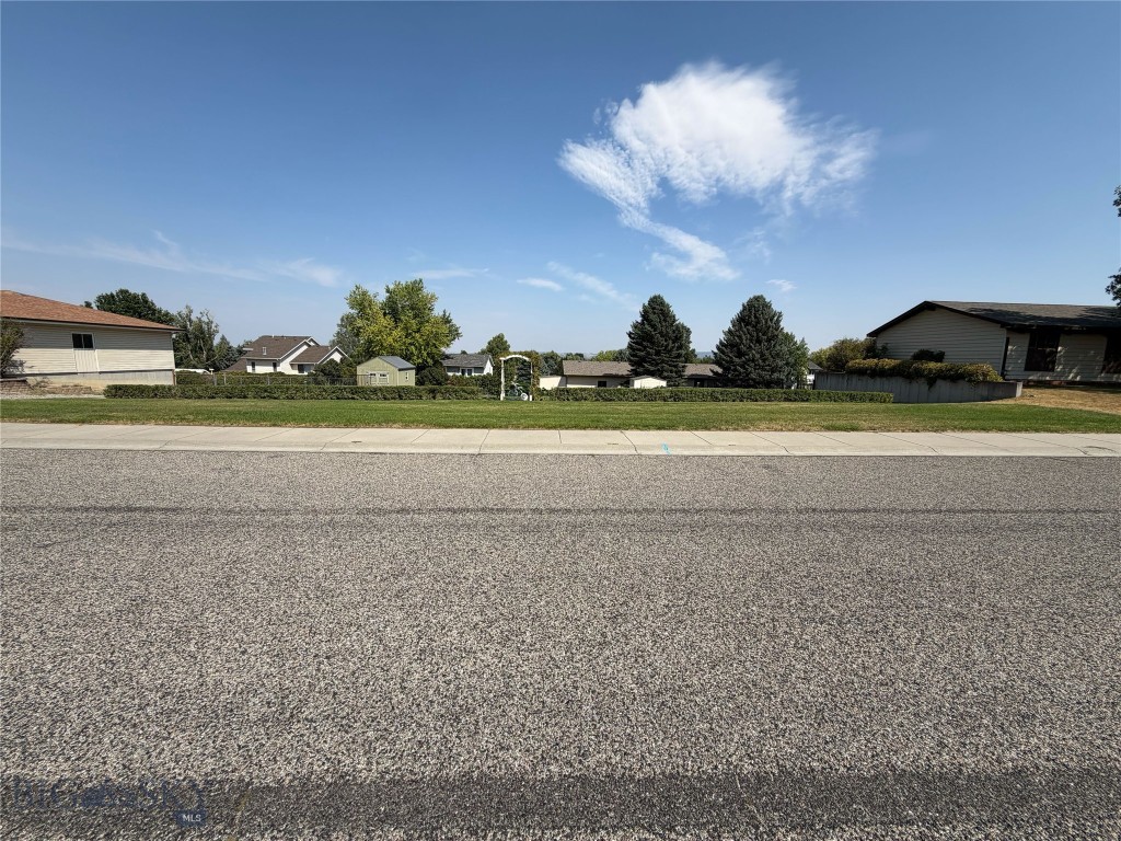 2133 Interlachen Lot 11 Drive Property Photo 1