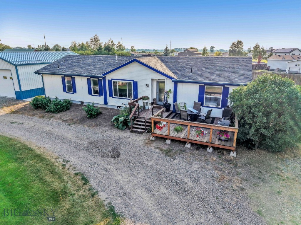 51 Topaz Property Photo 2