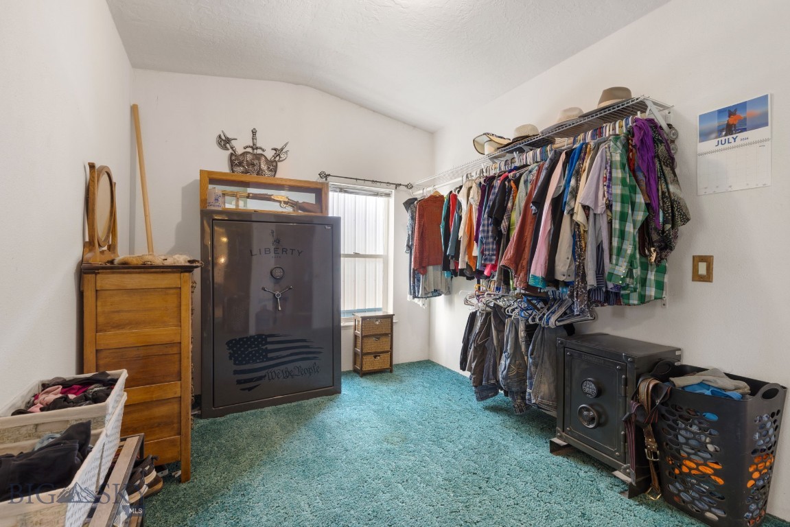 51 Topaz Property Photo 20