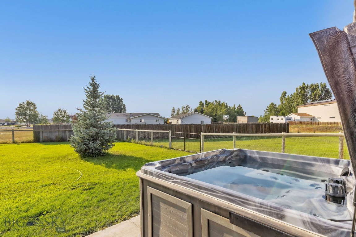 51 Topaz Property Photo 29