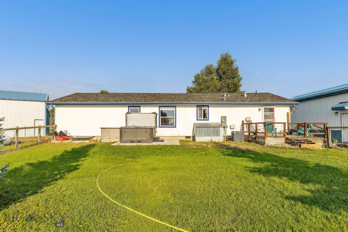 51 Topaz Property Photo 30