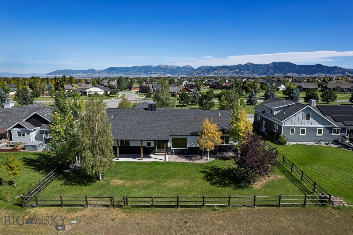 32 Mint Trail Property Photo 8