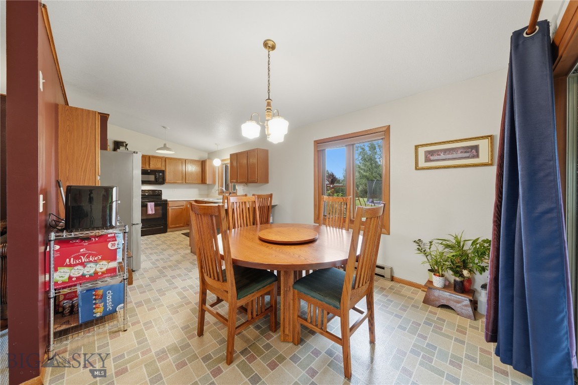 410 Coulee Drive Property Photo 7