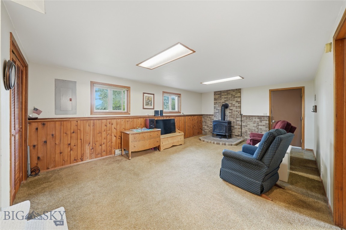 410 Coulee Drive Property Photo 22