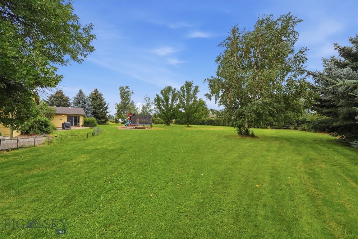 410 Coulee Drive Property Photo 36
