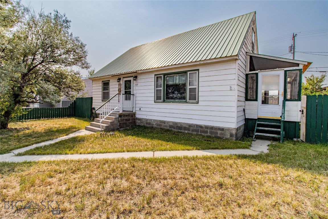 1920 Dewey Boulevard Property Photo 3
