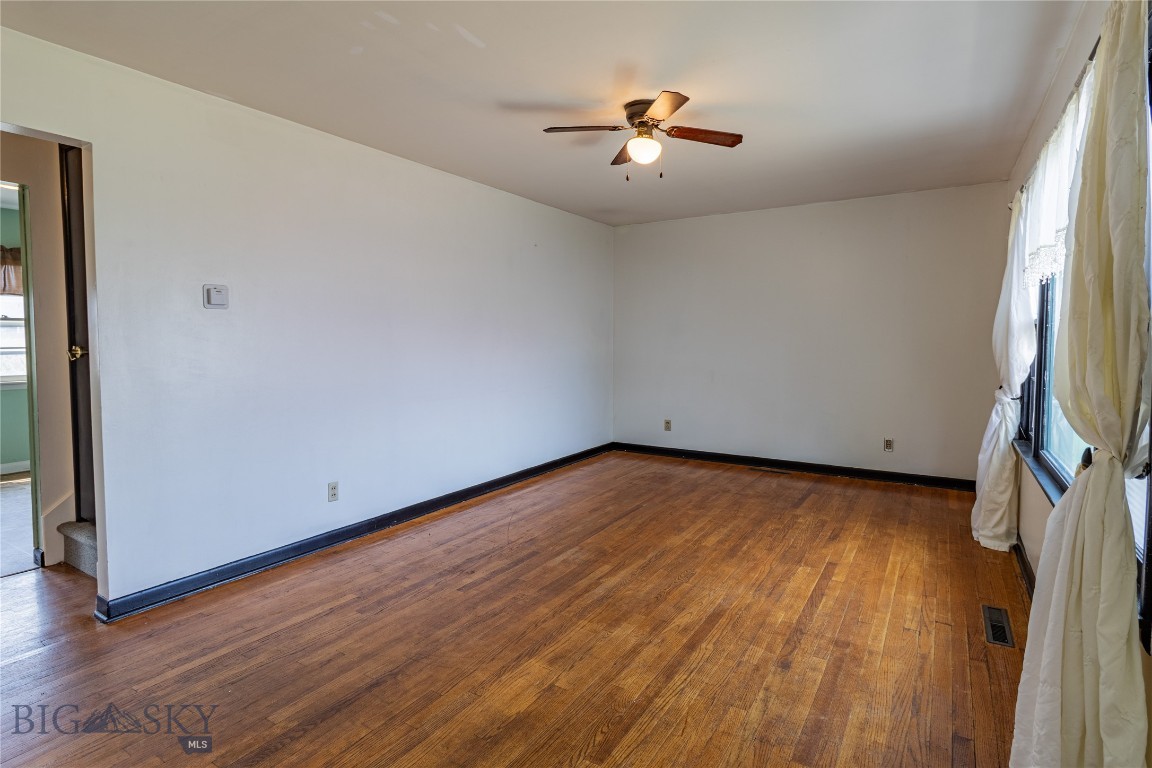 1920 Dewey Boulevard Property Photo 4