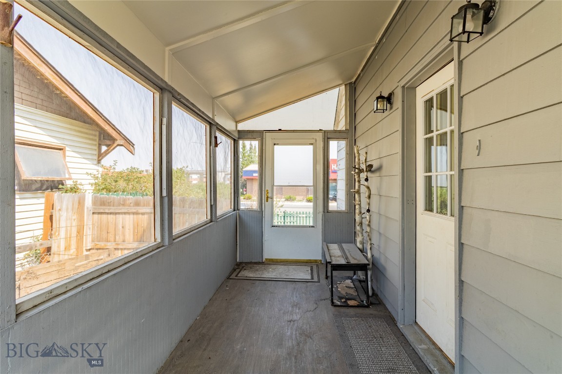 1920 Dewey Boulevard Property Photo 33