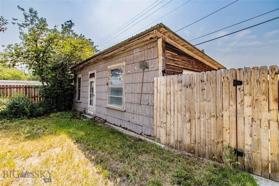 1920 Dewey Boulevard Property Photo 38