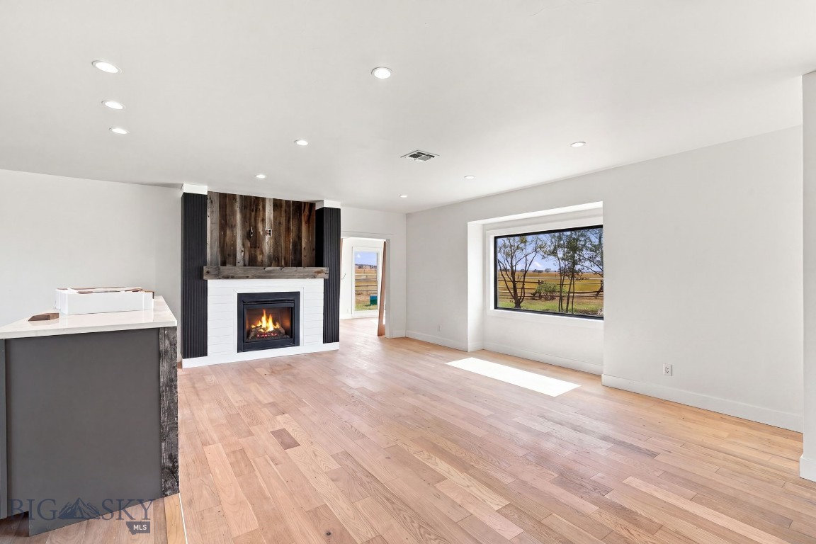 127 Airport Road Property Photo 6
