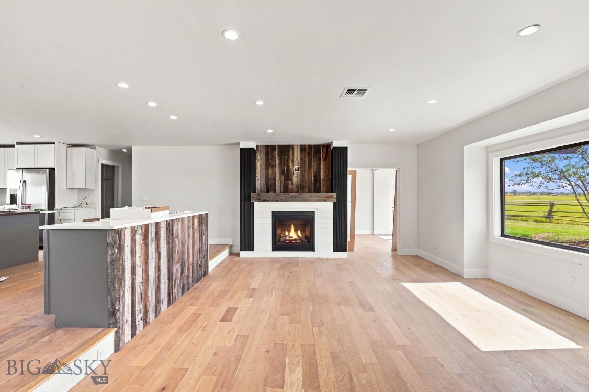 127 Airport Road Property Photo 7