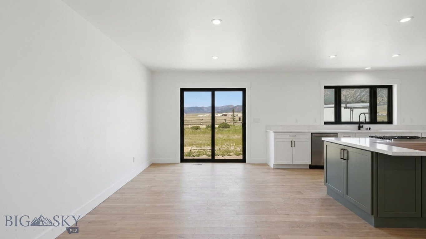127 Airport Road Property Photo 12