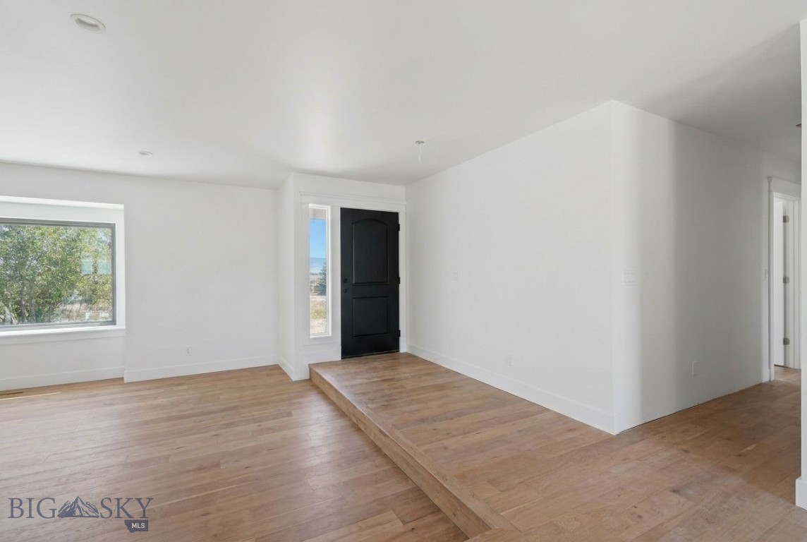 127 Airport Road Property Photo 13
