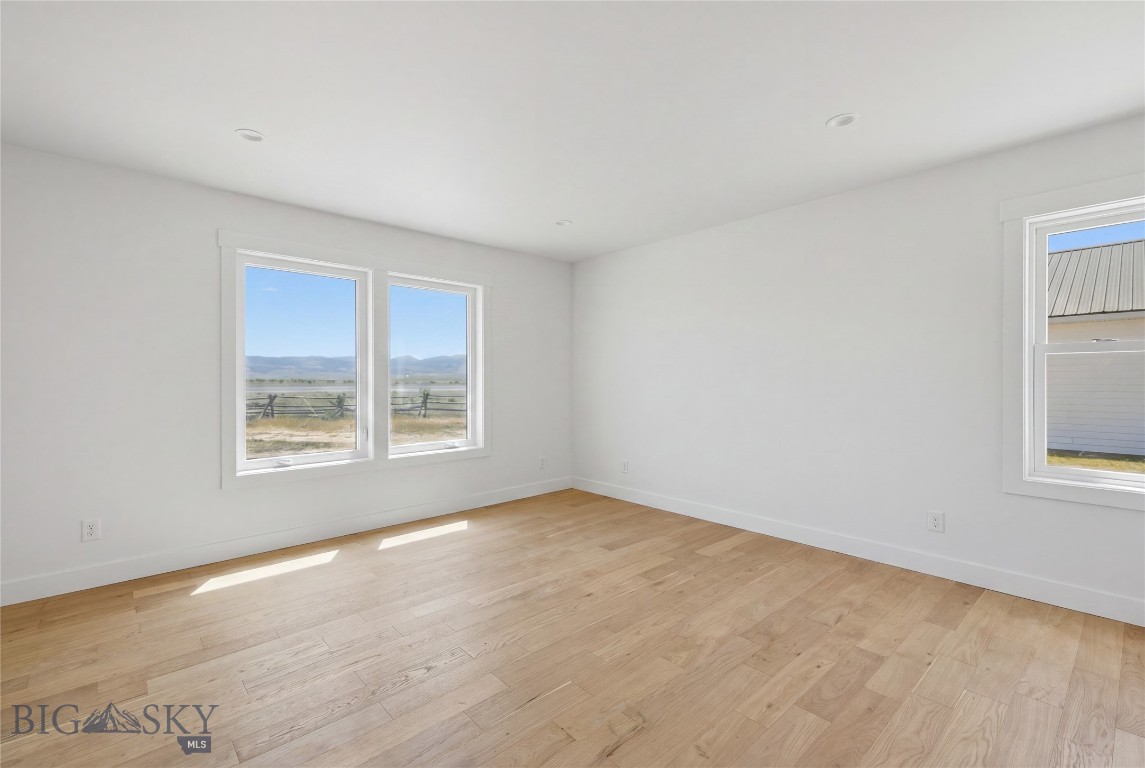 127 Airport Road Property Photo 17