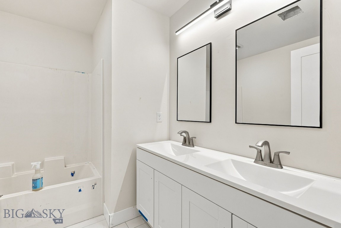 127 Airport Road Property Photo 22