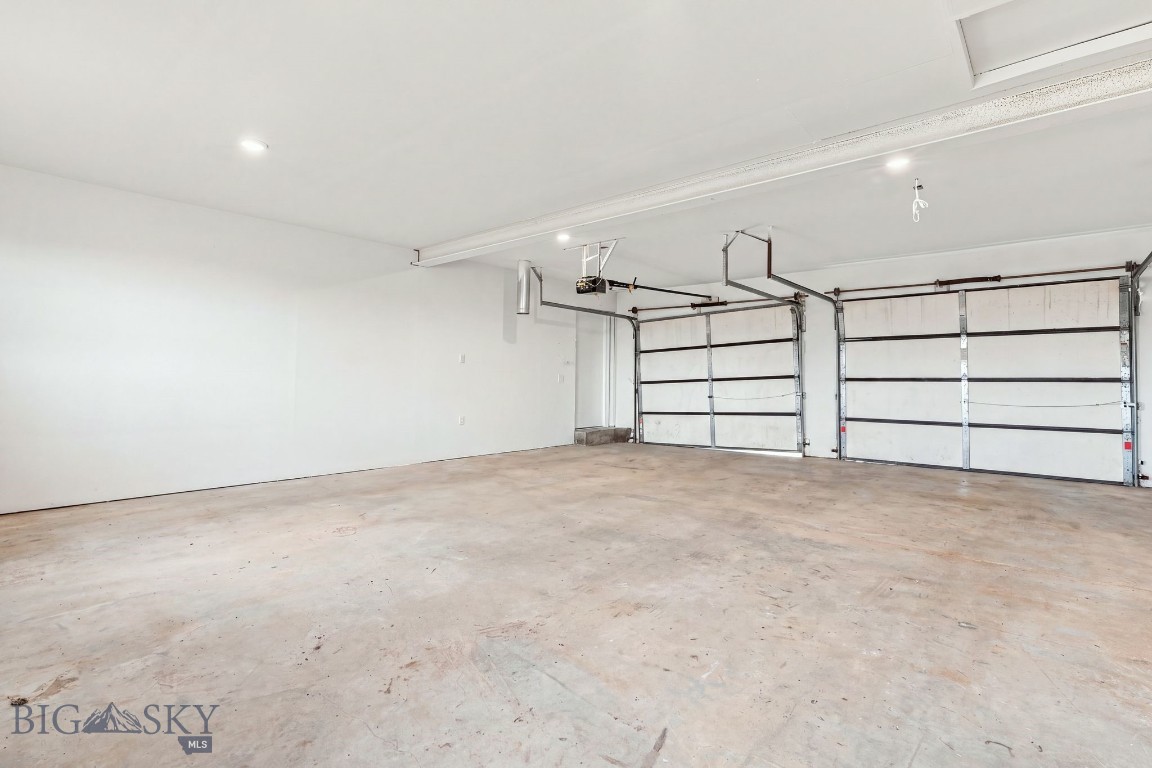 127 Airport Road Property Photo 26