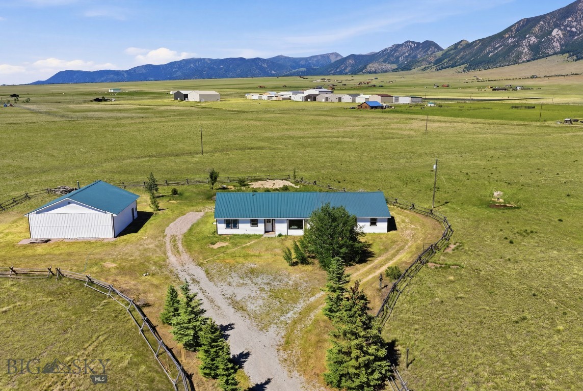 127 Airport Road Property Photo 38