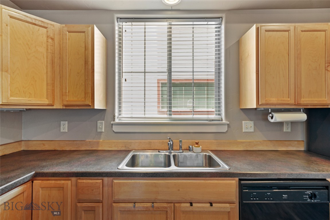 3911 Bosal Street Property Photo 10