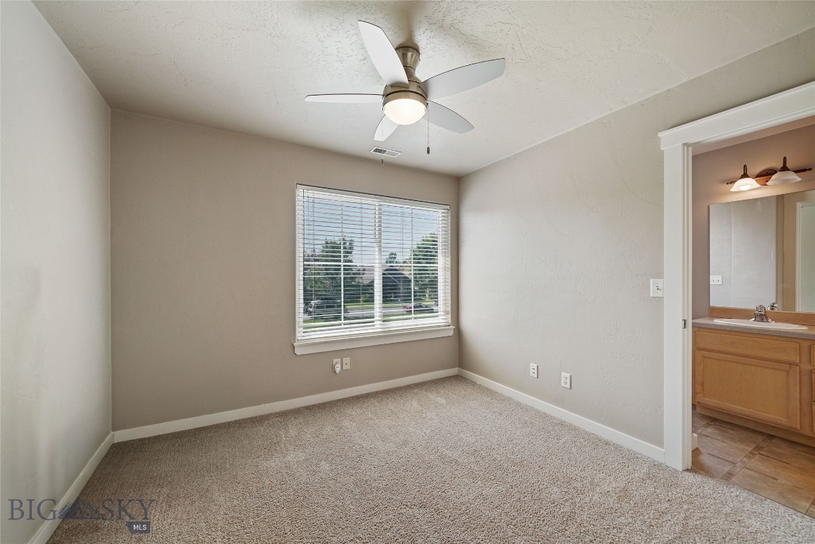 3911 Bosal Street Property Photo 25