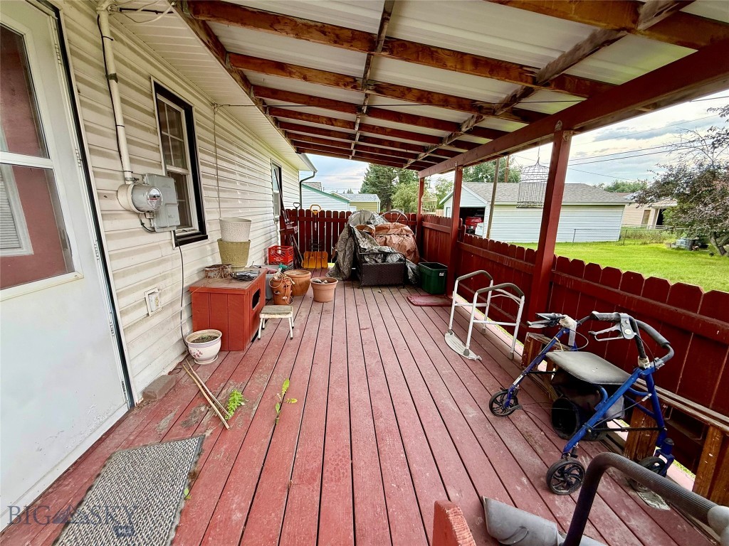 2309 Ottawa Street Property Photo 17