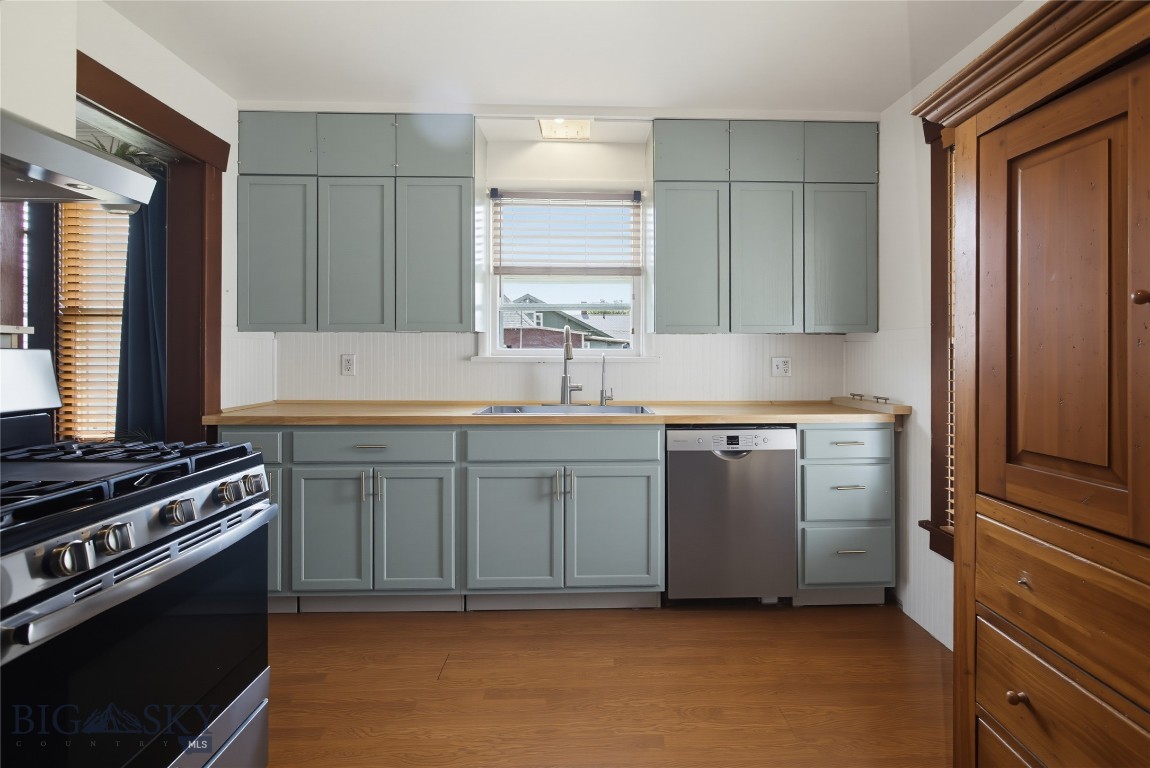 1727 Phillips Property Photo 4