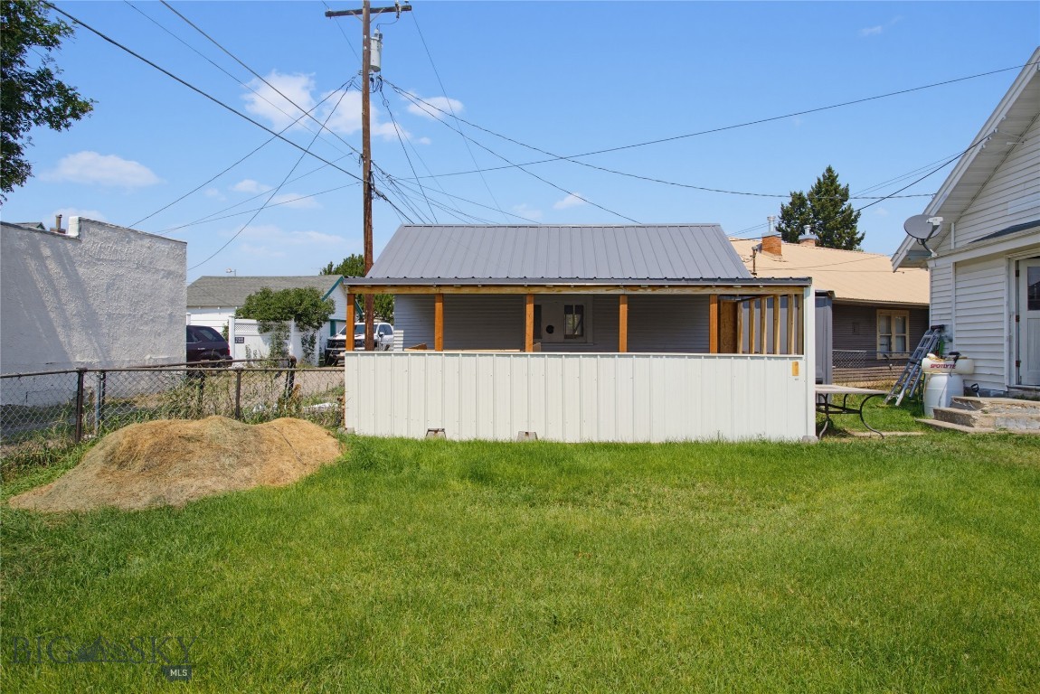 1727 Phillips Property Photo 20